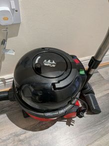 Henry neumatic Vacuum