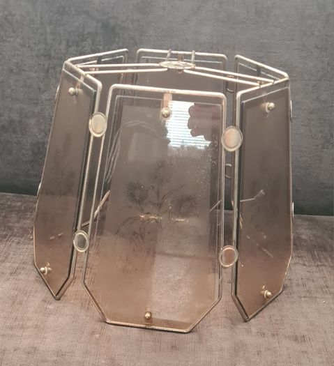 Lamp shade