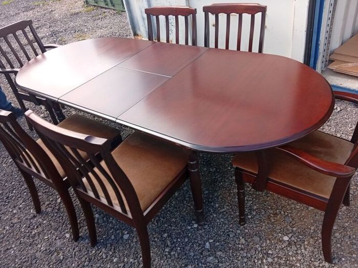 Antique Table And Chairs Extendable