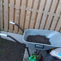 wheelbarrow
