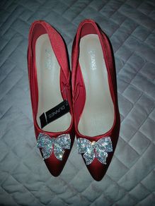 Ladies shoes