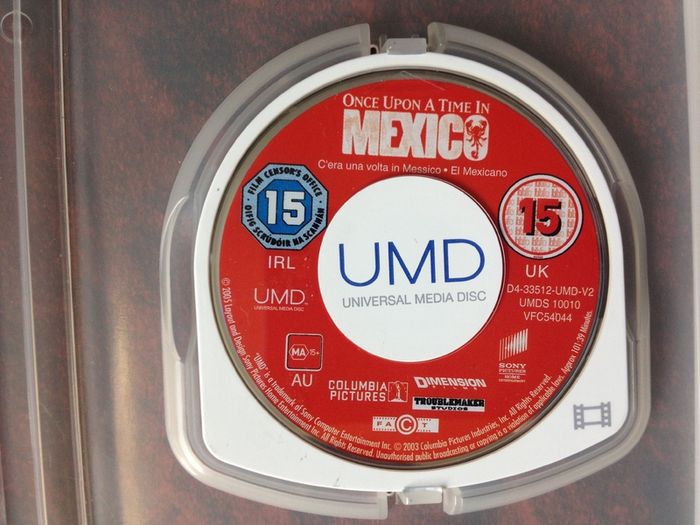 Once Upon A Time In Mexico (Robert Rodriguez Film) [2003] Antonio Banderas, Salma Hayek, Johnny Depp, Mickey Rourke, Eva Mendes, Danny Trejo & Willem Dafoe (PSP-UMD Movie)