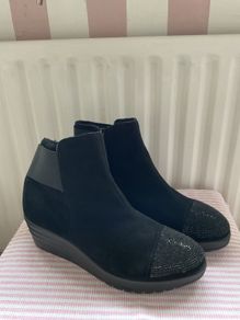 ankle size 39 black suede wedge comfortable boots