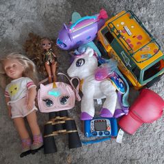 Free toys