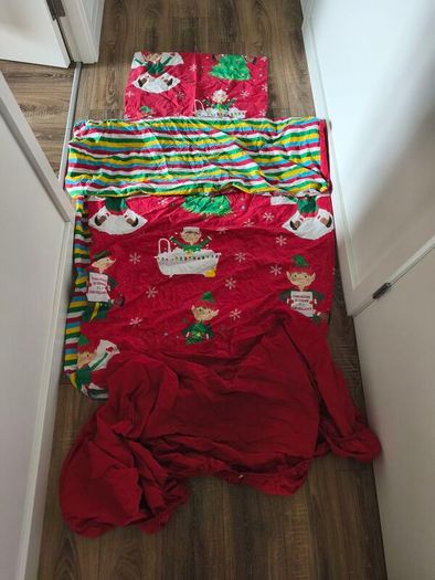 Kids Single Christmas "Elf on the Shelf" Duvet Cover Set with Matching Fitted Sheet