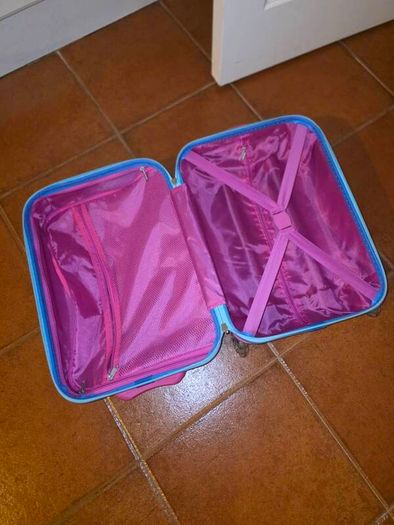 Kids Cabin suitcase