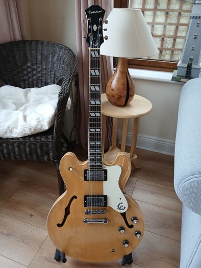 Epiphone Supernova. Natural, Nitro. Gibson Memphis pickups