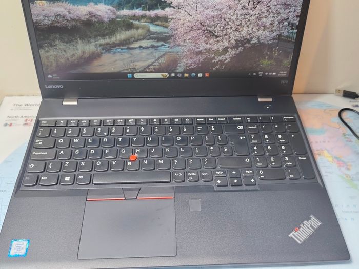 Lenovo ThinkPad T570 15.6" Intel i5 7th Gen | 8GB RAM | 256GB SSD | Windows 11 | Office 2021
