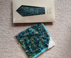 Tie & Pocket Square