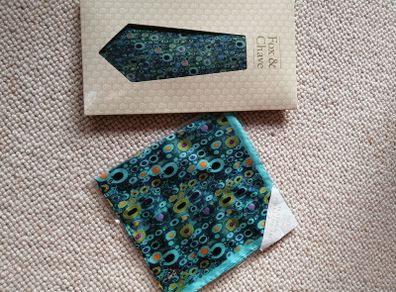 Tie & Pocket Square
