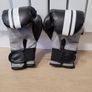 Lonsdale Contender Boxing Gloves (Junior) Image 3