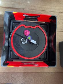 Beyblade stand with 2 beyblades