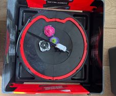 Beyblade stand with 2 beyblades