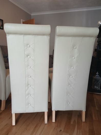 4  dining room chairs