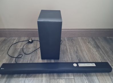 LG sound bar and sub woofer