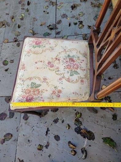 furniture.  Elegant Decorative Chair