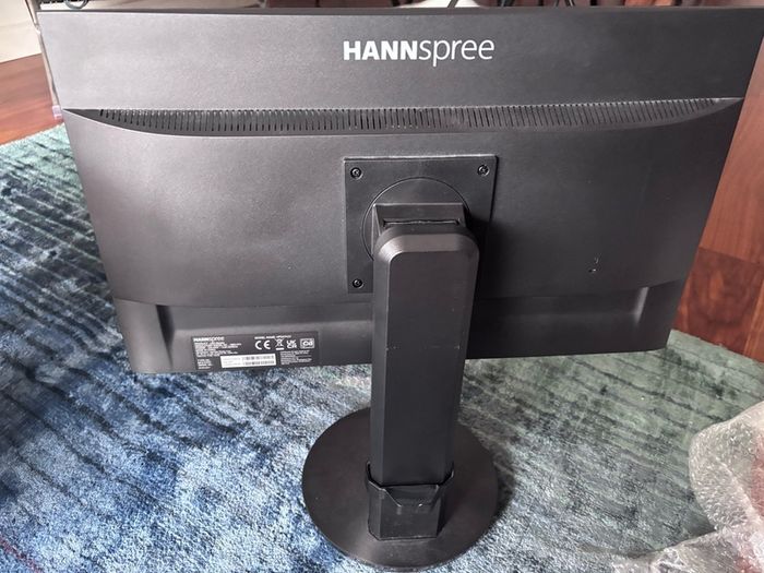 Full HD LED Monitor