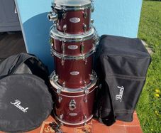 Pearl Midtown Drum kit . wexford