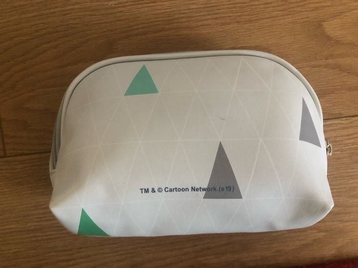 Miniso We Bare Bears cosmetic travel bag