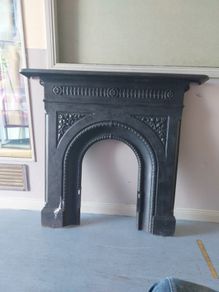 cast iorn fire place