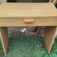 Compact Desk (26225)