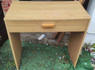 Compact Desk (26225)
