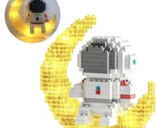 Space astronaut building blocks, 387 pieces