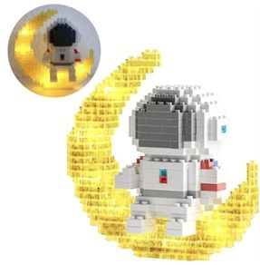 Space astronaut building blocks, 387 pieces