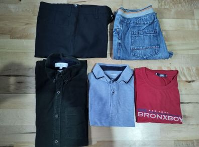 Boy's Clothes... Read ad