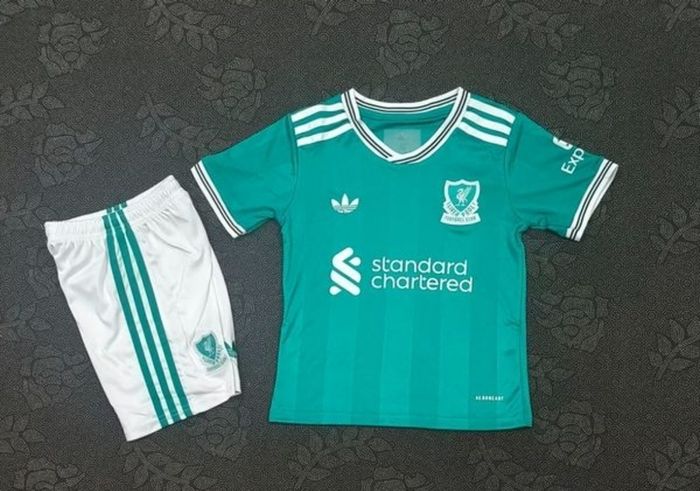 Kids teams size kits season 24/25
