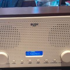 BUSH battery radio with alarm