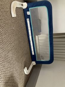 Kids bed rail