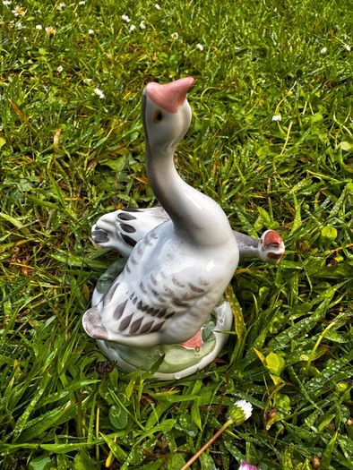 Mid-Century USSR Porcelain Sculpture Two Geese by Dmitry Gorlov Verbilki Export Mark DFZ