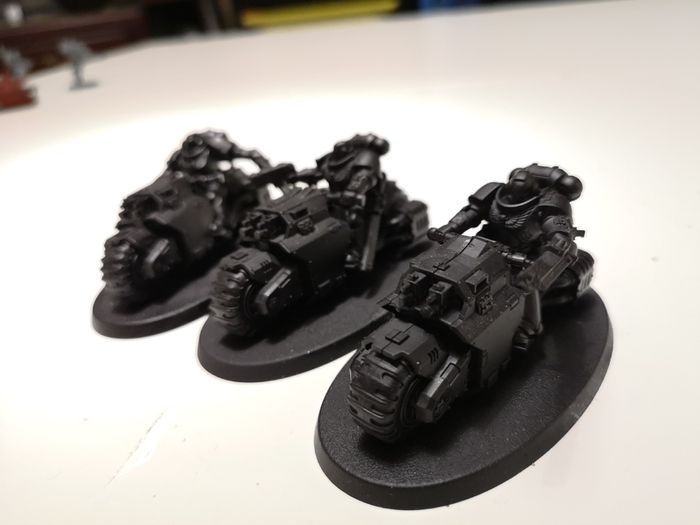 Primaris Outriders - Warhammer 40k