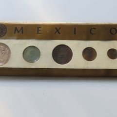 Mexico 1965 Set of 5 Coins Peso & Centavo Presentation Pack