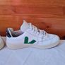 Veja v12 green logo size 5 eu 38 white leather in good condition Image 7
