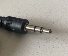 3.5 mm Aux Cable for Phone/ PC/ Car/ MP3 Player/ Vehicle etc Black