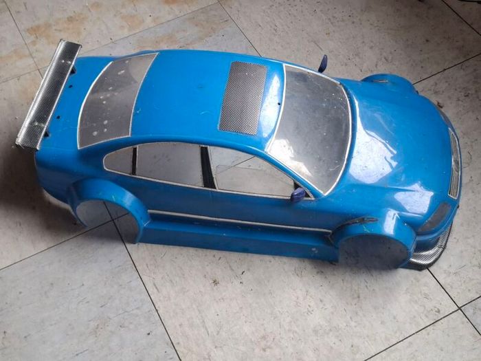 4.....1..5th scale RC BODY shells.
