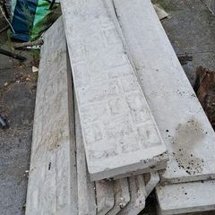 Concrete fence panels