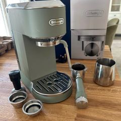 Delonghi Dedica duo coffee machine