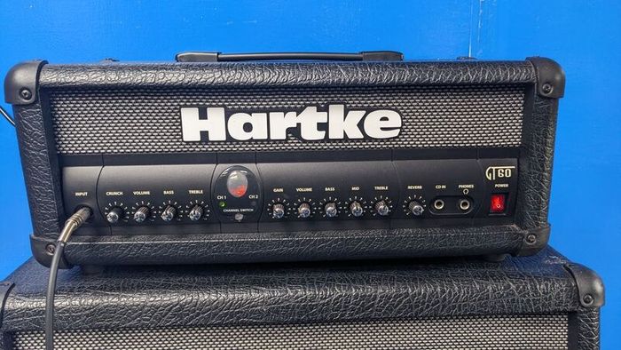 Squire by Fender Strat & Hartke GT60 Piggyback Amp