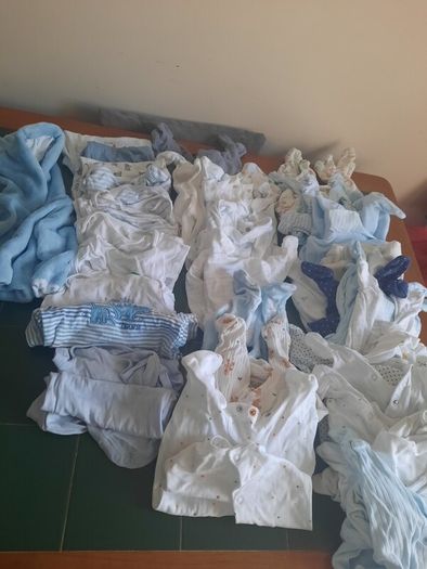 Newborn bundle - like new