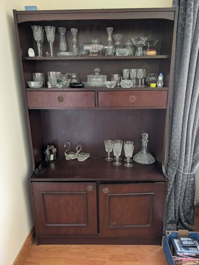 Free Cabinet Unit
