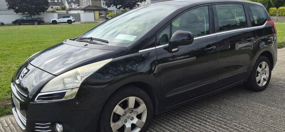 PEUGEOT 5008 7 Seater. Fresh NCT. New Clutch.