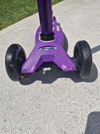 Maxi scooter