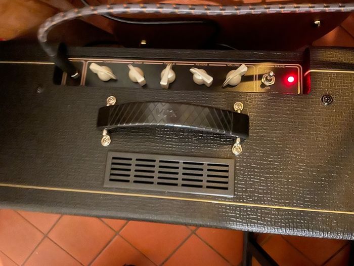 Vox AC10C1 - All Tube amp