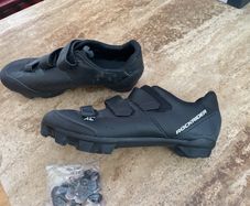 cycling shoes