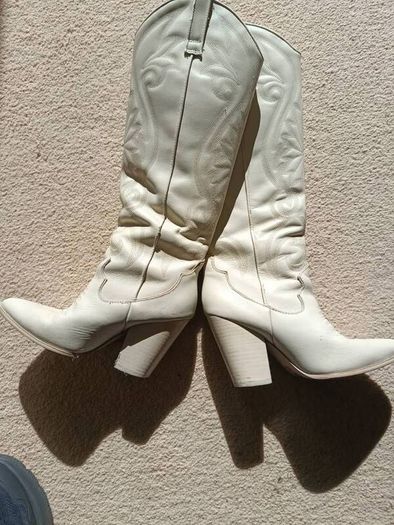 Girls cowboy boots