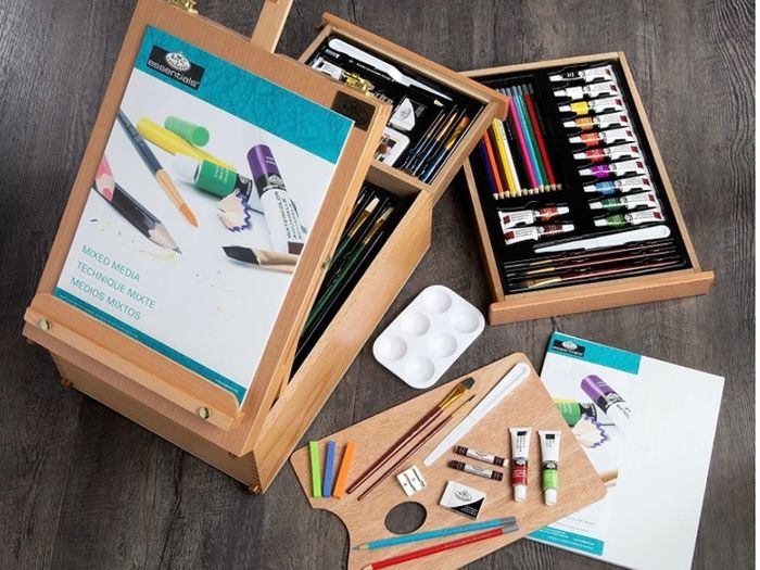 All Media Easel Artist Set 104 Piece (FREE POSTAGE)