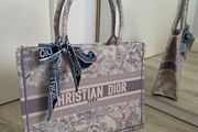Womens Book Tote Bag